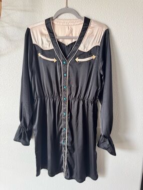 Two 2 Fly boutique western dress. Size S.